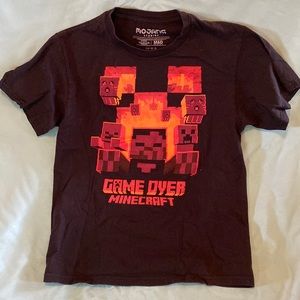 Boy’s Minecraft T Shirt size L